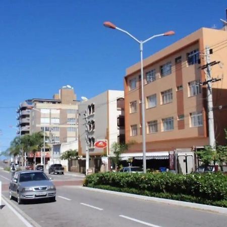 Apartamento Para Temporada Em กาโบฟรีโอ ภายนอก รูปภาพ
